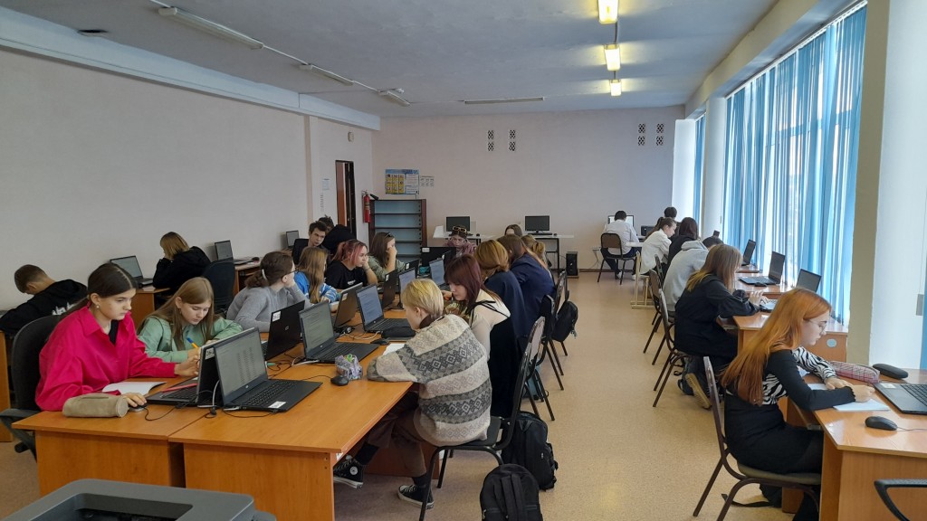 Контрольные работы по информатике на платформе компьютерного тестирования гимназии г. Тюкалинска
